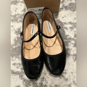 Steve Madden - Comfortable Flat